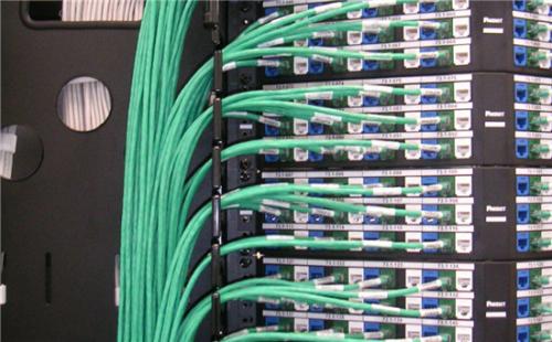 崇州專業(yè)網(wǎng)絡(luò)工程與網(wǎng)絡(luò)改造收費指南 軟硬件一體化服務解析